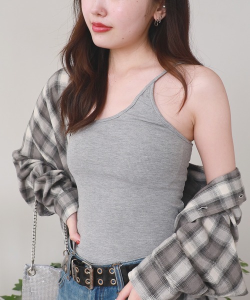 ROOPTOKYO(ループトウキョウ)の「One-shoulder camisole / カップ付き ワンショルダー 華奢ストラップ キャミソール(キャミソール・レディース・ホワイト/グレー/ブラック・FREE)」の4枚目の写真