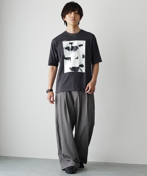 MinoriTY（マイノリティ）の「【MinoriTY】ソフトタッチ×厚手仕立て 油彩風ペンキプリントTシャツ メンズ 夏服（Tシャツ/カットソー・メンズ・オフホワイト/スミクロ・S/L/M）」の6枚目の写真