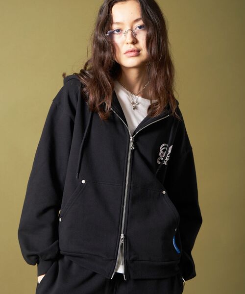 SEQUENZ（シークエンズ）】CROSS RHINE STONE ZIP P/K / パーカー