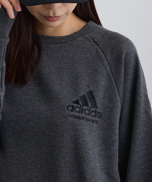 ADDITION STORE（アディションストア）の「【ADDITION STORE】アディダス コンバットスポーツ ロゴ刺繍クルーネックスウェット(ミニ裏毛）（スウェット・レディース・チャコールグレー/グリーン/ブラック・MEDIUM/LARGE）」の4枚目の写真