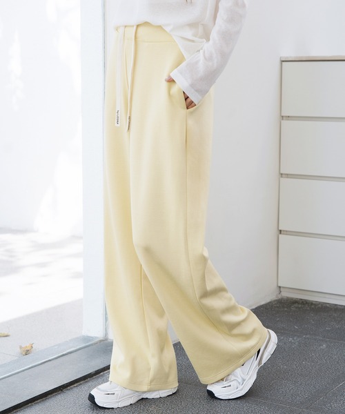 by LEGNA（バイレグナ）の「【選べる丈感】裏さらさらフラットウエストワイドパンツ（その他パンツ・レディース・ブラック/アイボリー/グレー系その他/杢グレー/レモンイエロー/モカ/ダークブルー・M-Short/L-Short/XL-Short/M-Regular/L-Regular/XL-Regular/M-Long/L-Long）」の7枚目の写真