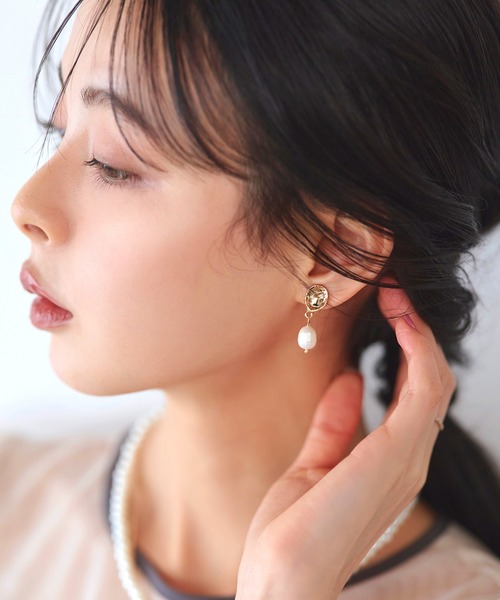 メタルラウンド 淡水パール ドロップ イヤリング ｜ レディース 結婚式