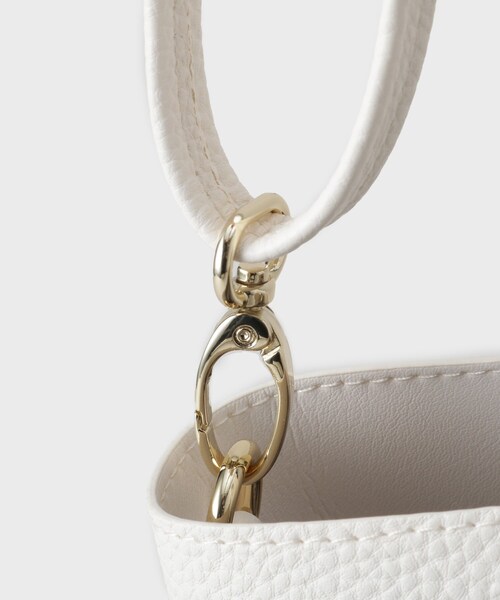 2WAY】フラワーパーツ付き合皮ミドルトートバッグ（トートバッグ