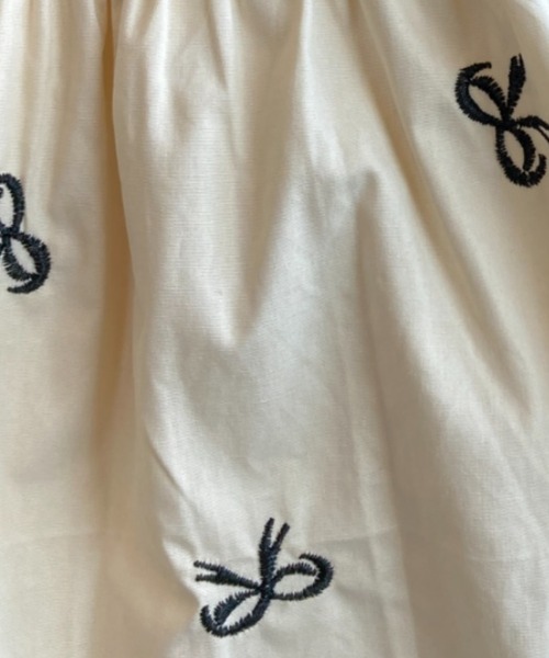 ｔｏｌｅｎｅ（トレネ）の「リボン柄 刺繍 ギャザー切り替え クルーネック ノースリーブ ミニワンピース（ワンピース・レディース・オフホワイト/ブラック・FREE）」の16枚目の写真