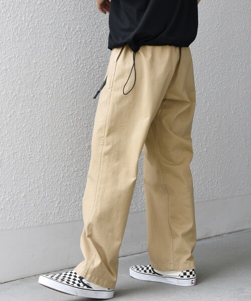 SHIPS any別注】GRAMiCCi: ルーズ テーパード ストレッチ チノパンツ
