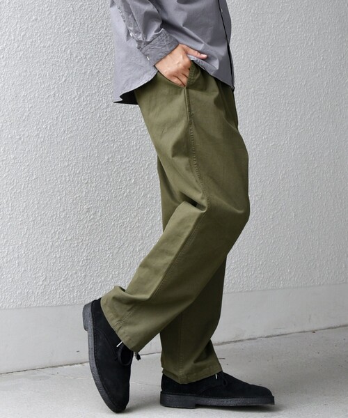 Gramicci(グラミチ)の「【SHIPS any別注】GRAMiCCi: ルーズ テーパード ストレッチ チノパンツ◇(チノパンツ・メンズ・ブラック/ベージュ/オリーブ・SMALL/MEDIUM/LARGE/X-LARGE)」の18枚目の写真