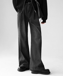 Evo+Revo（エボレボ）の「”品がよく洗練された” タックデニムパンツ（デニムパンツ）」