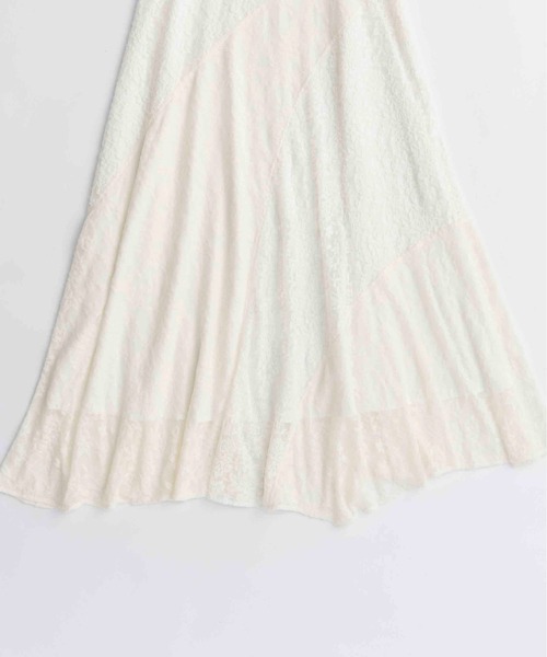 MAISON SPECIAL(メゾンスペシャル)の「Random Lace Flare Skirt/ランダムレースフレアスカート(スカート・レディース・ホワイト・36/38)」の15枚目の写真