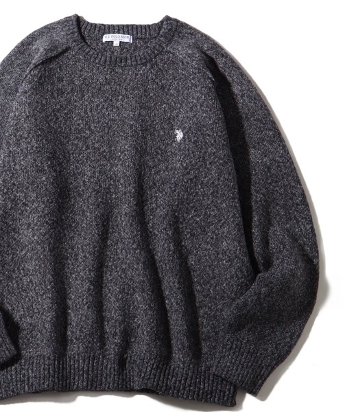 U.S. POLO ASSN.(ユーエスポロアッスン)の「【U.S. POLO ASSN./ユーエスポロアッスン】 ロゴ刺繍 ラグランスリーブ クルーネック ニット セーター(ニット/セーター・メンズ・ブラック/グレー/ネイビー/オートミール/カーキ・L/M/XL)」の2枚目の写真