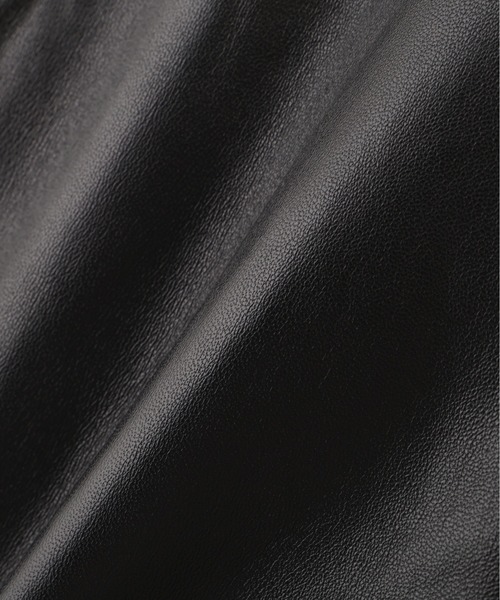 Alpha Industries(アルファインダストリーズ)の「【25FW新作商品】Alpha Industries/アルファインダストリーズ/LEATHER MA-1 FLIGHT JACKET(MA-1・メンズ・ブラック/ブラウン・MEDIUM/LARGE/X-LARGE/XX-LARGE)」の8枚目の写真