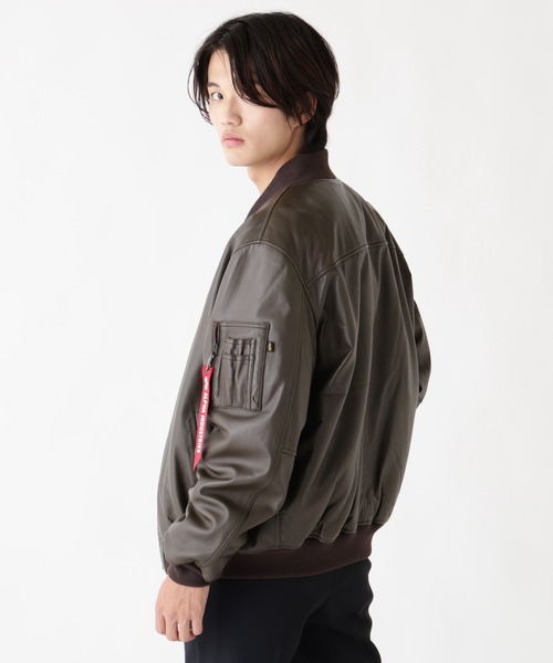 Alpha Industries(アルファインダストリーズ)の「【25FW新作商品】Alpha Industries/アルファインダストリーズ/LEATHER MA-1 FLIGHT JACKET(MA-1・メンズ・ブラック/ブラウン・MEDIUM/LARGE/X-LARGE/XX-LARGE)」の10枚目の写真