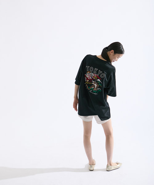 PARIS SAINT-GERMAIN(パリサンジェルマン)の「【Paris Saint-Germain / パリ・サン=ジェルマン】JP Ryu Germain embroidery TEE(Tシャツ/カットソー・メンズ・ホワイト/ブラック・X-LARGE/LARGE/MEDIUM)」の5枚目の写真