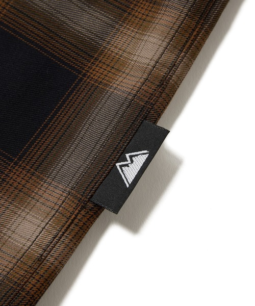 FIRST DOWN（ファーストダウン）の「オンブレチェック ロングスリーブシャツ（シャツ/ブラウス・メンズ・ブラック/ネイビー・XL/L/M）」の5枚目の写真