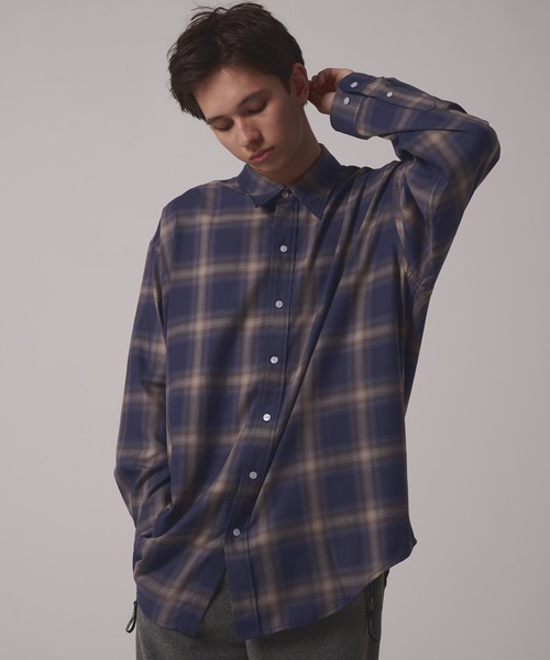 FIRST DOWN（ファーストダウン）の「オンブレチェック ロングスリーブシャツ（シャツ/ブラウス・メンズ・ブラック/ネイビー・XL/L/M）」の16枚目の写真