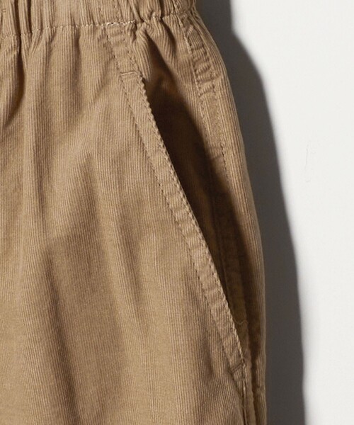 green label relaxing(グリーンレーベルリラクシング)の「ライトコール カーブ パンツ(その他パンツ・レディース・ベージュ/ダークグレー・38/36)」の17枚目の写真