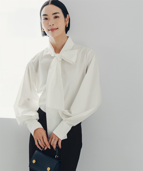 UR'S（ユアーズ）の「袖タックボウタイブラウス（シャツ/ブラウス・レディース・ホワイト/ブルー/ネイビー・L/M/S）」の12枚目の写真