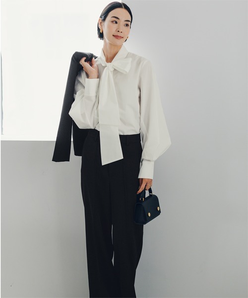 UR'S（ユアーズ）の「袖タックボウタイブラウス（シャツ/ブラウス・レディース・ホワイト/ブルー/ネイビー・L/M/S）」の13枚目の写真