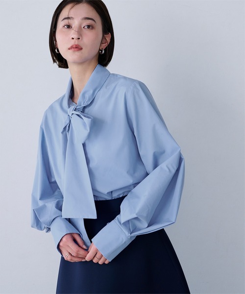 UR'S（ユアーズ）の「袖タックボウタイブラウス（シャツ/ブラウス・レディース・ホワイト/ブルー/ネイビー・L/M/S）」の8枚目の写真