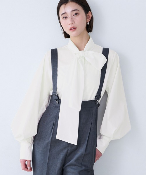 UR'S（ユアーズ）の「袖タックボウタイブラウス（シャツ/ブラウス・レディース・ホワイト/ブルー/ネイビー・L/M/S）」の4枚目の写真