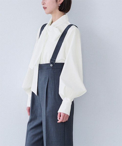 UR'S（ユアーズ）の「袖タックボウタイブラウス（シャツ/ブラウス・レディース・ホワイト/ブルー/ネイビー・L/M/S）」の6枚目の写真