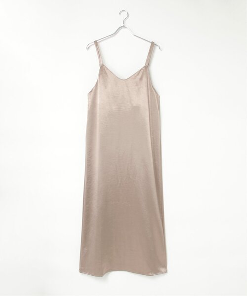 VENCEEXCHANGE(ヴァンスエクスチェンジ)の「サテンキャミワンピース(ワンピース・レディース・グレイッシュベージュ/アイボリー/ブラウン/ブラック・FREE)」の22枚目の写真