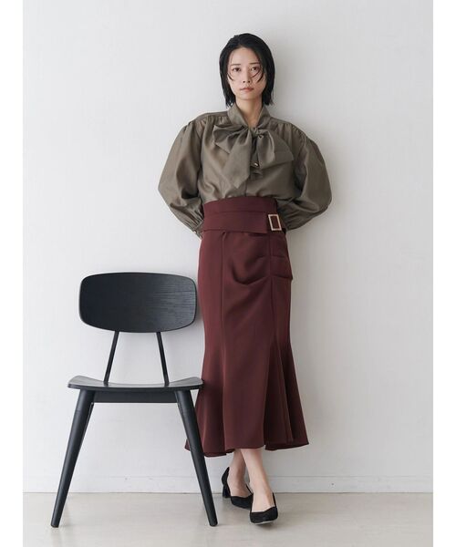 TONAL(トーナル)の「ビックリボンボウタイブラウス(シャツ/ブラウス・レディース・ピンク/チャコールグレー/オフホワイト・MEDIUM)」の6枚目の写真