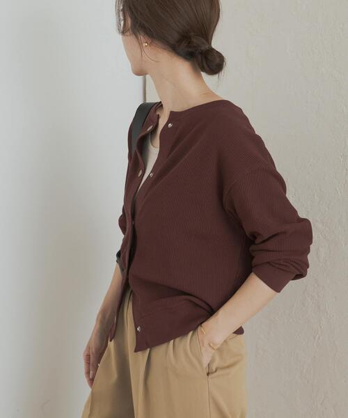 URBAN RESEARCH DOORS（アーバンリサーチドアーズ）の「タックフライスカーディガン（カーディガン/ボレロ・レディース・ネイビー/グレー系その他/バーガンディー・MEDIUM）」の14枚目の写真