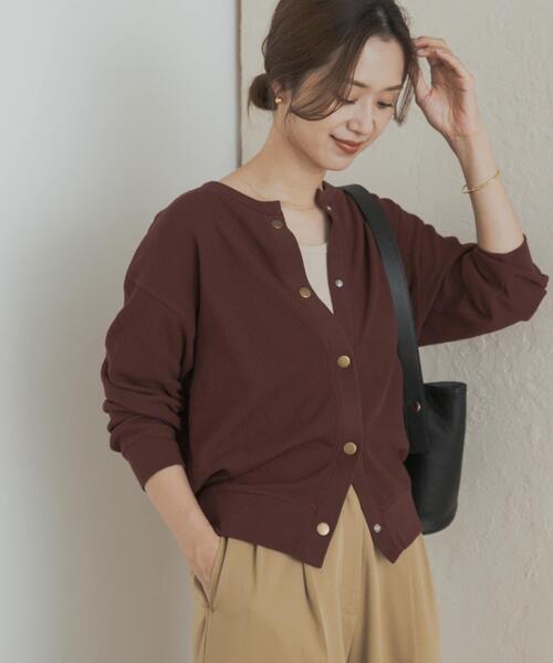 URBAN RESEARCH DOORS（アーバンリサーチドアーズ）の「タックフライスカーディガン（カーディガン/ボレロ・レディース・ネイビー/グレー系その他/バーガンディー・MEDIUM）」の15枚目の写真