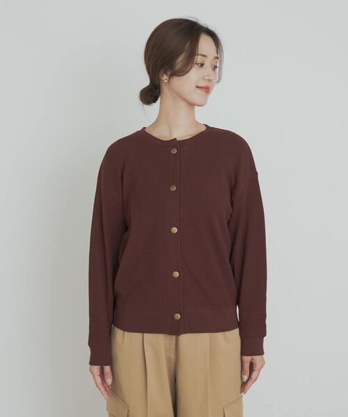 URBAN RESEARCH DOORS（アーバンリサーチドアーズ）の「タックフライスカーディガン（カーディガン/ボレロ・レディース・ネイビー/グレー系その他/バーガンディー・MEDIUM）」の21枚目の写真