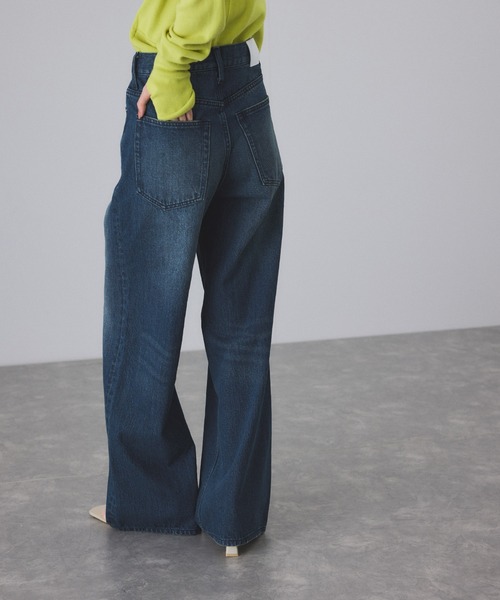 ADAM ET ROPE'（アダムエロペ）の「【サステナブル】デニム＆カツラギセミフレアパンツ（デニムパンツ・レディース・ライトグレー/ブルー系その他4・36/38）」の16枚目の写真