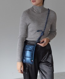 【グッシオベーシック】パデットショルダーバッグ スマホポシェット