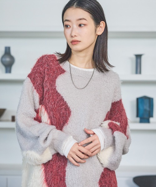 LAKOLE（ラコレ）の「インターシャ配色プルオーバー / 583728（ニット/セーター・レディース・チャコールグレー/ベージュ/イエロー/レッド・FREE）」の18枚目の写真