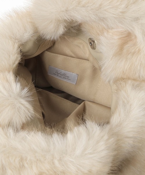 Elura（エルーラ）の「エコファーなめらかトート/588542（ハンドバッグ・レディース・ダークブラウン/ライトベージュ・ONE SIZE）」の14枚目の写真