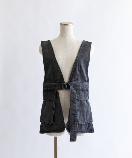 EN NEUME(エンノイム)の「Convertible Denim Gilet(ベスト・レディース・ブルー/グレー/ブラック・FREE)」の5枚目の写真