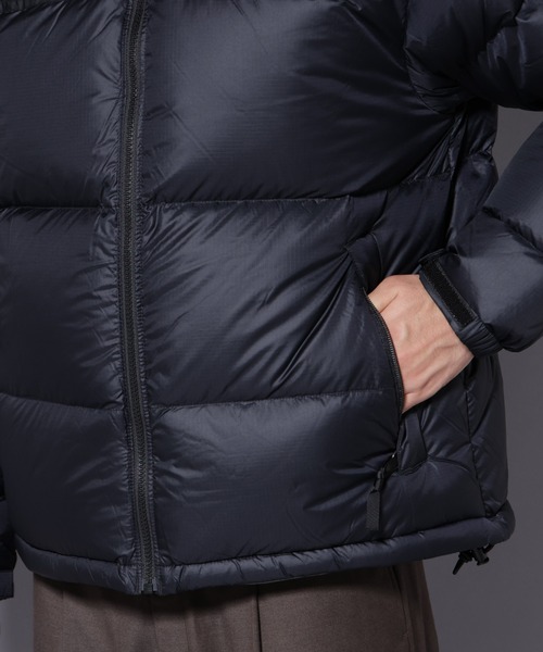 THE NORTH FACE(ザノースフェイス)の「THE NORTH FACE/Nuptse Jacket(ダウンジャケット/コート・メンズ・ブラック/グレー・L/M/S/XL)」の20枚目の写真