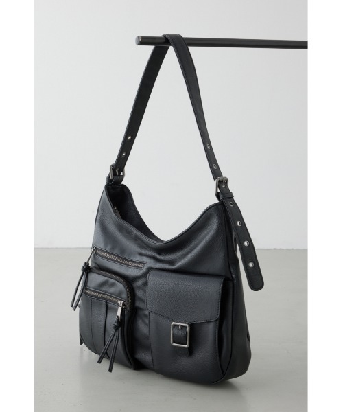 AZUL by moussy（アズールバイマウジー）の「アウトポケット2WAYショルダーバッグ（ショルダーバッグ・レディース・ブラウン/ブラック・FREE）」の6枚目の写真