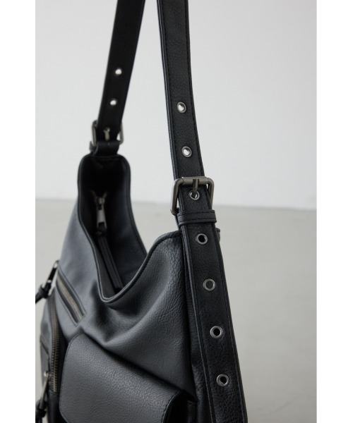 AZUL by moussy（アズールバイマウジー）の「アウトポケット2WAYショルダーバッグ（ショルダーバッグ・レディース・ブラウン/ブラック・FREE）」の12枚目の写真