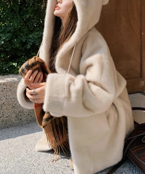 セール】ラブリー ボンボン付き ビッグフードコート（その他アウター