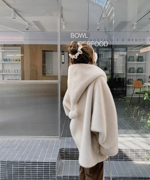 セール】ラブリー ボンボン付き ビッグフードコート（その他アウター