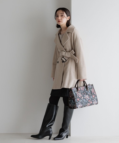 Andemiu(アンデミュウ)の「フラワージャガードスクエアトートバック605846(トートバッグ・レディース・ブラック/レッド・FREE)」の3枚目の写真