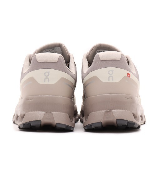 On(オン)の「On Cloudvista 2 Waterproof M / オン クラウドビスタ 2 ウォータープルーフ(スニーカー・メンズ・ブラウン・25.5cm/26.0cm/26.5cm/27.0cm/27.5cm/28.0cm/28.5cm/29.0cm/30.0cm)」の3枚目の写真