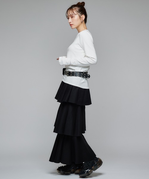 Narcissus（ナルシス）の「フリルスウェットスカート/ティアードスウェット/リラックス《動画あり》（スカート・レディース・ブラック/グレー・FREE）」の4枚目の写真