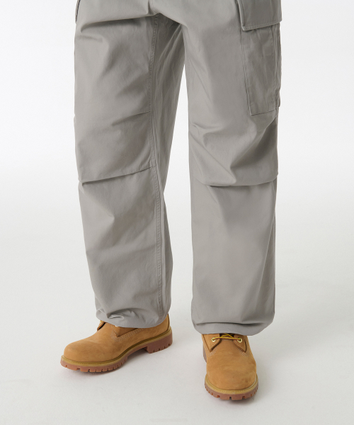 MUSINSA STANDARD（ムシンサスタンダード）の「コットンパラシュートカーゴパンツ[ライトウォームグレー]（スウェットパンツ・メンズ・その他・32/33/34/36/38/40/26/27/28/29/30/31/42）」の8枚目の写真