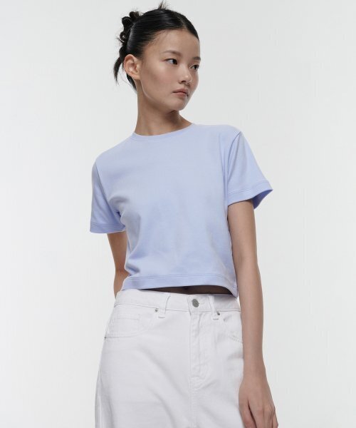 MUSINSA STANDARD WOMAN（ムシンサスタンダードウーマン）の「ウィメンズクルーネッククロップTシャツ[セレニティブルー]（Tシャツ/カットソー・レディース・その他・SMALL/MEDIUM/X-SMALL）」の3枚目の写真