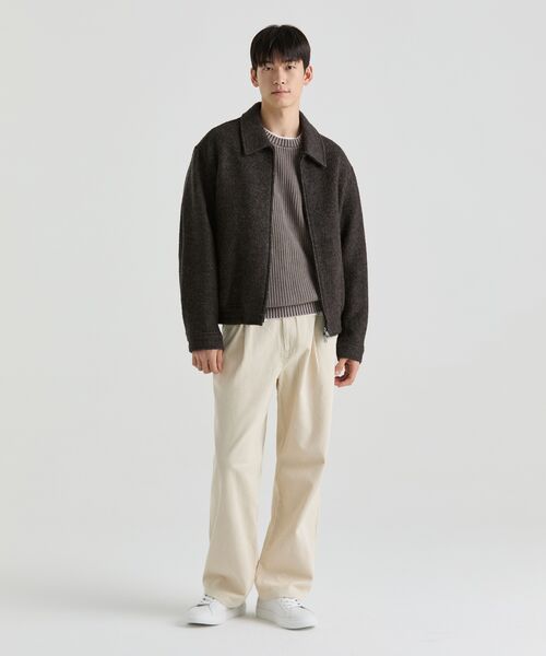 MUSINSA STANDARD（ムシンサスタンダード）の「ワイドコーデュロイパンツ[クリーム]（その他パンツ・メンズ・その他・38/36/34/32/30/31/33/26/27/28/29）」の17枚目の写真