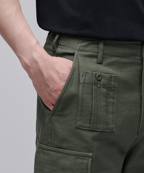 MUSINSA STANDARD（ムシンサスタンダード）の「ブリティッシュアーミーカーゴパンツ[カーキ]（その他パンツ・メンズ・その他・40/31/33/26/27/28/29/38/42/36/34/32/30）」の9枚目の写真