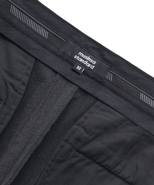 MUSINSA STANDARD（ムシンサスタンダード）の「軽量ワイド隠しバンディングスラックス[チャコールグレー]（スラックス・メンズ・その他・27/28/40/42/26）」の8枚目の写真
