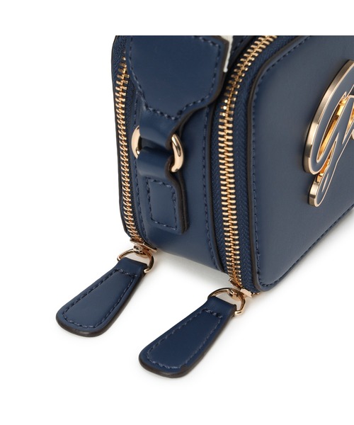 Guess(ゲス)の「CARRARA Mini Crossbody Top Zip ショルダーバッグ (ショルダーバッグ・レディース・ネイビー/キナリ/ピンク/ブラック・ONE SIZE)」の10枚目の写真