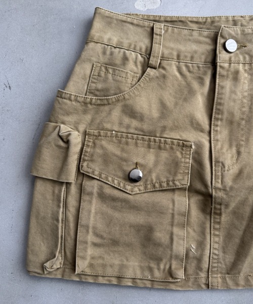 SHAGGIE(シャギー)の「ウォッシュ加工カーゴミニスカート(スカート・レディース・カーキ/ベージュ・MEDIUM/SMALL)」の18枚目の写真