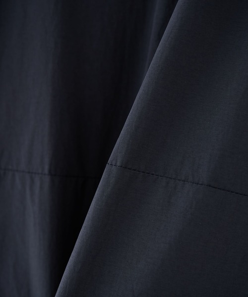 POLIQUANT（ポリクアント）の「【POLIQUANT/ポリクアント】THE BREATHABLE INSULATED HOODED JACKET（ナイロンジャケット・メンズ・ブラック/ダークグリーン・2/3/4）」の7枚目の写真